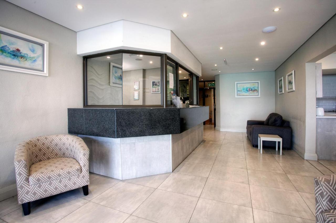 Marine Lodge East London Exterior photo